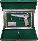 Панно макет пистолета Сечкина в подарочном коробе